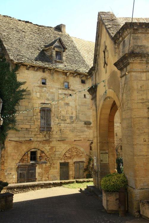 Petite Maison En Pierre Au Coeur Du Perigord Noir Proche De Sarlat Et Rocamadour Salignac Eyvigues Buitenkant foto